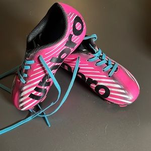 Little Girls Umbro Soccer Cleats
